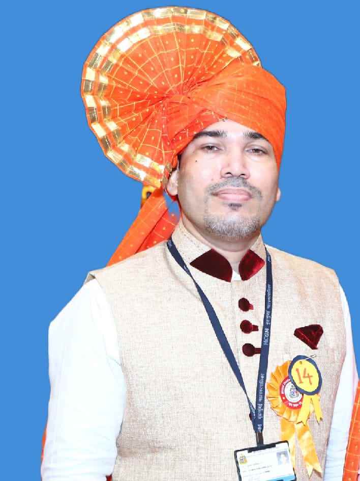 मुख्यमंत्र्यांच्या हस्ते दुर्गाप्रसाद मिताराम हटवार यांना क्रांतिज्योती सावित्रीमाई फुले राज्य आदर्श शिक्षक पुरस्कार मिळणार